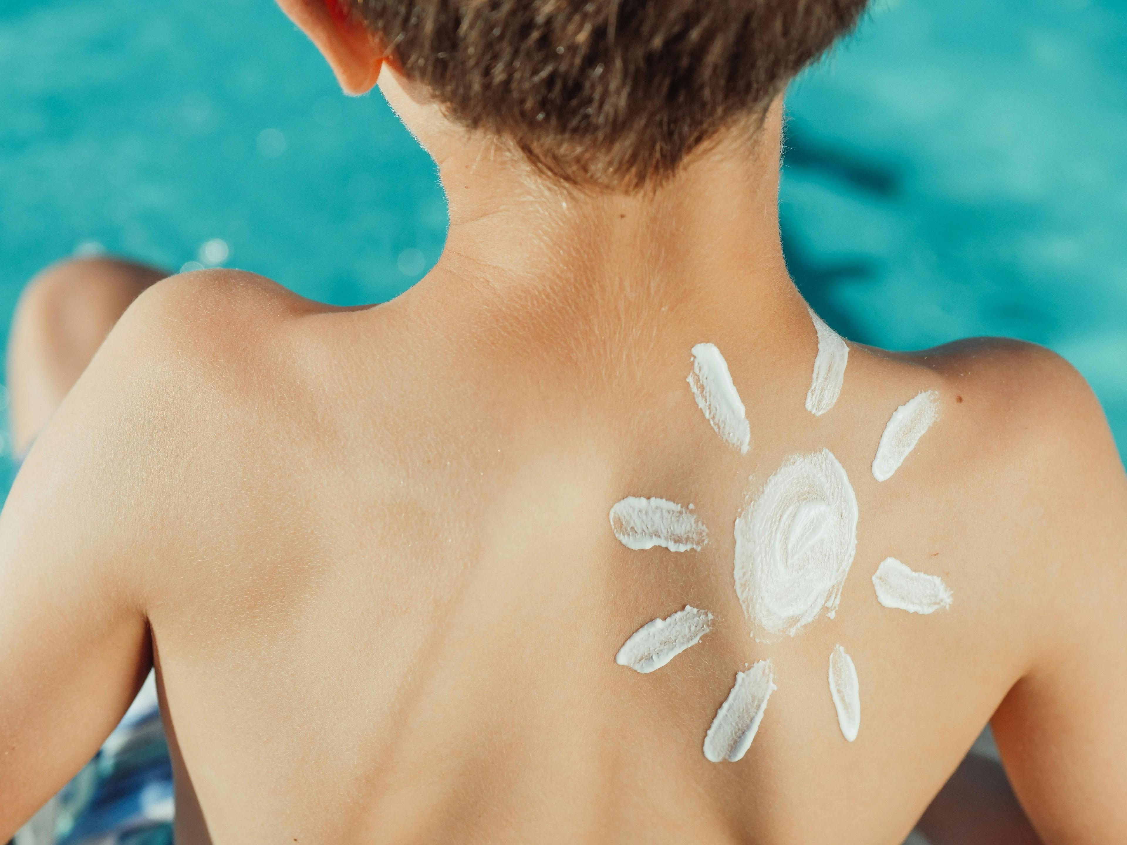 Navigating the Sunscreen Aisle: Your Ultimate Guide to Choosing the Perfect Sunscreen